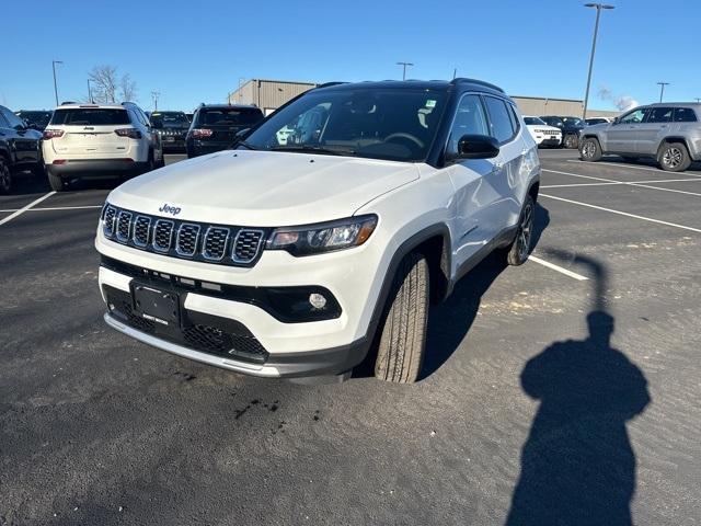 new 2025 Jeep Compass car, priced at $31,840