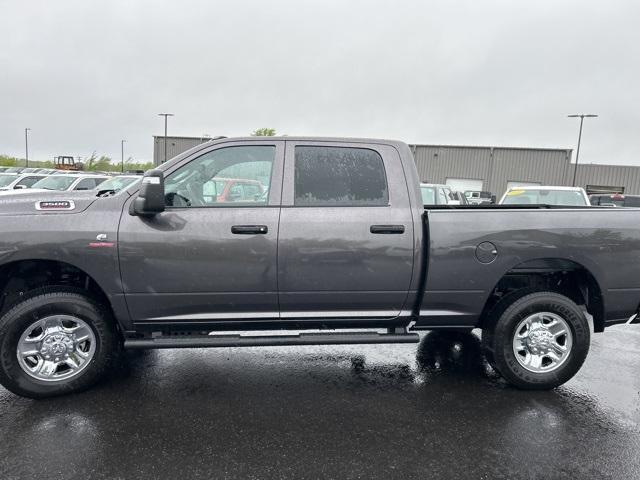 new 2025 Ram 3500 car, priced at $67,386