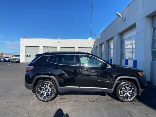 new 2025 Jeep Compass car, priced at $33,435