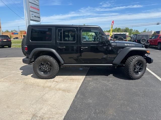 new 2025 Jeep Wrangler car, priced at $51,580