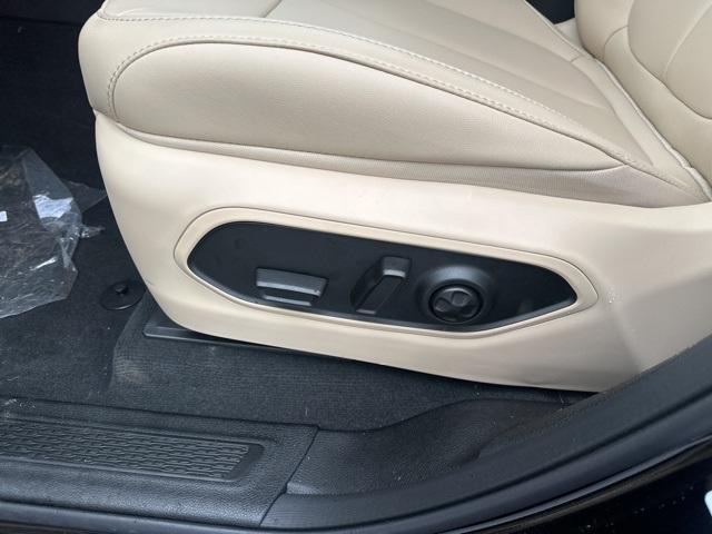 new 2025 Jeep Grand Cherokee L car, priced at $45,672