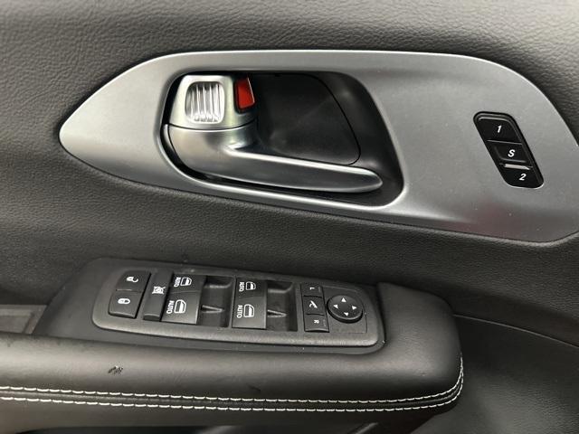 new 2026 Chrysler Pacifica car, priced at $56,631