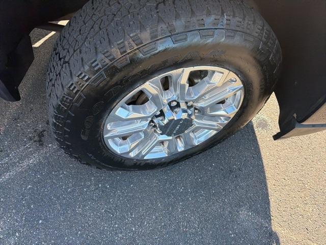 used 2023 GMC Sierra 2500 car, priced at $65,285