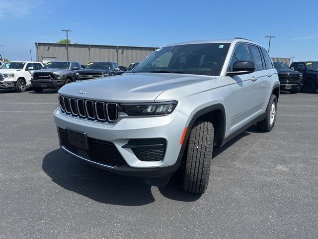 new 2025 Jeep Grand Cherokee car, priced at $41,238
