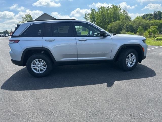 new 2025 Jeep Grand Cherokee car, priced at $41,238