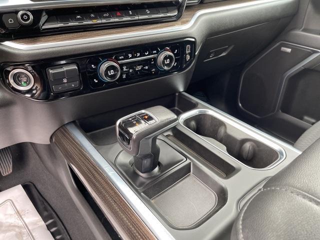 used 2022 Chevrolet Silverado 1500 car, priced at $40,585