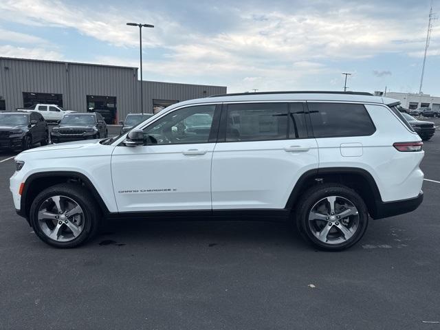new 2025 Jeep Grand Cherokee L car, priced at $53,242