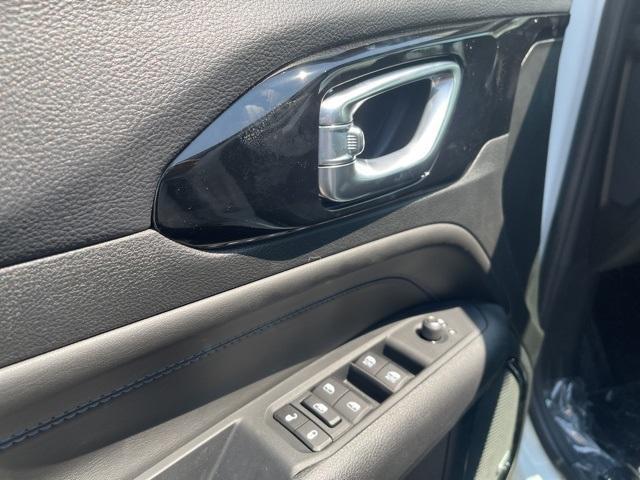 new 2025 Jeep Compass car, priced at $38,010