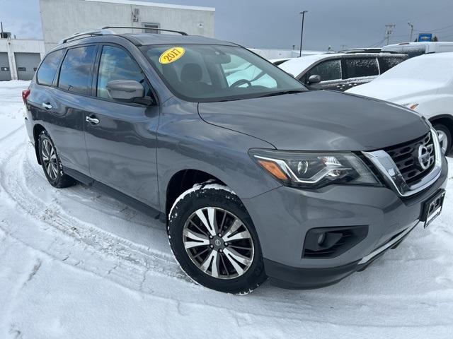 used 2017 Nissan Pathfinder car, priced at $14,895