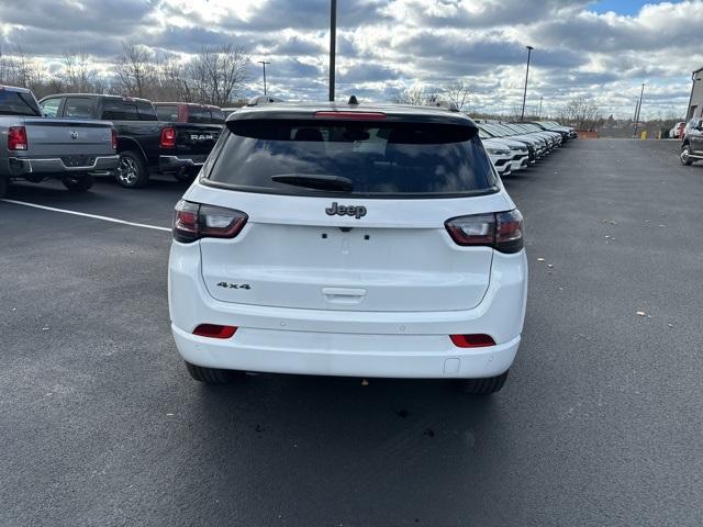 new 2025 Jeep Compass car, priced at $38,210