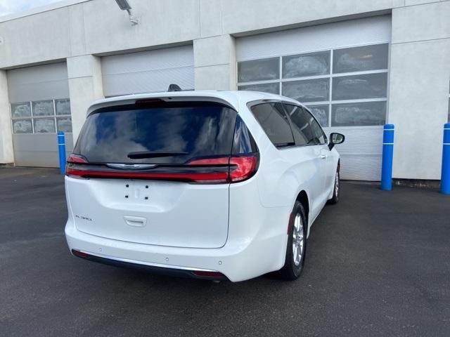 used 2023 Chrysler Pacifica car, priced at $24,585