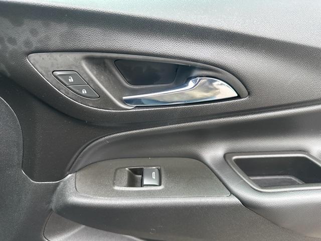 used 2022 Chevrolet Equinox car, priced at $22,785