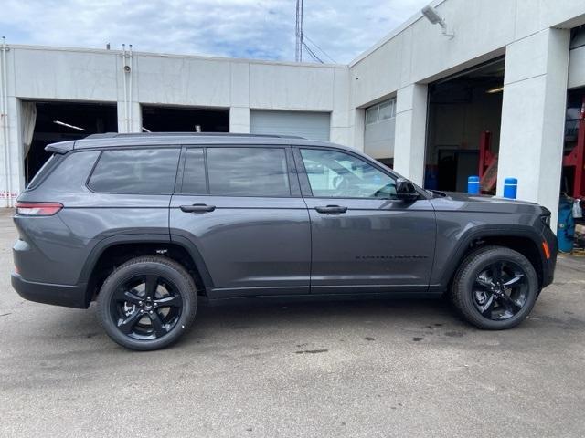 new 2024 Jeep Grand Cherokee L car, priced at $52,899