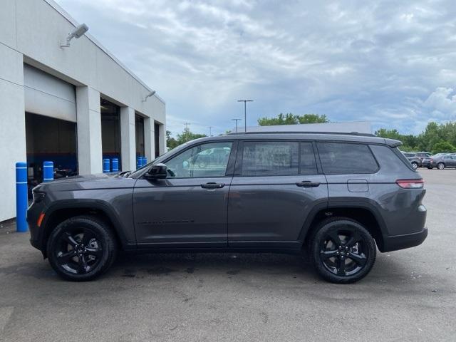 new 2024 Jeep Grand Cherokee L car, priced at $52,899