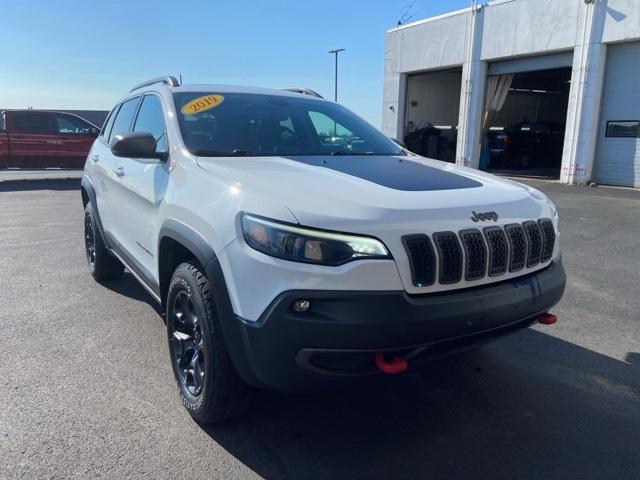 used 2019 Jeep Cherokee car, priced at $17,385