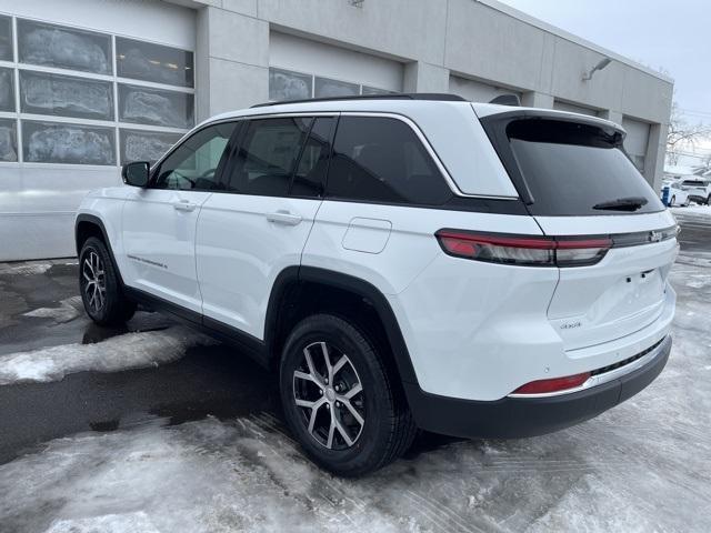 new 2025 Jeep Grand Cherokee car, priced at $40,710