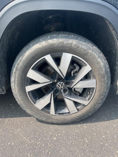 used 2022 Volkswagen Atlas Cross Sport car, priced at $23,585