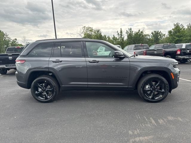 new 2025 Jeep Grand Cherokee car, priced at $48,957