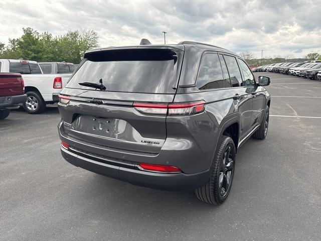 new 2025 Jeep Grand Cherokee car, priced at $48,957