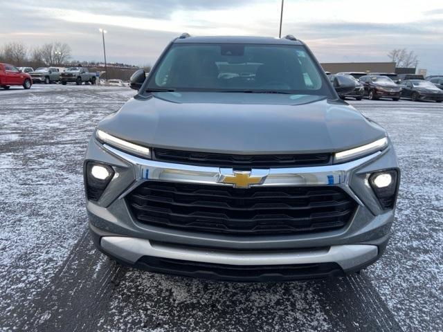 new 2025 Chevrolet TrailBlazer car, priced at $29,924