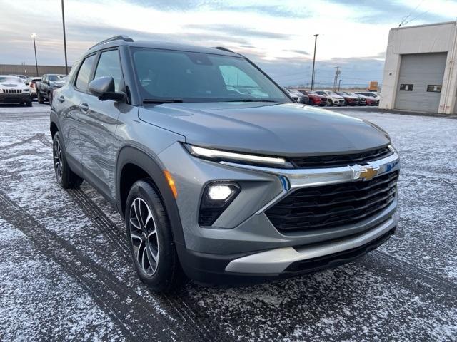 new 2025 Chevrolet TrailBlazer car, priced at $29,924