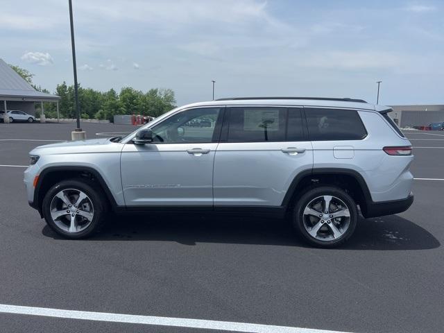 new 2024 Jeep Grand Cherokee L car, priced at $47,342