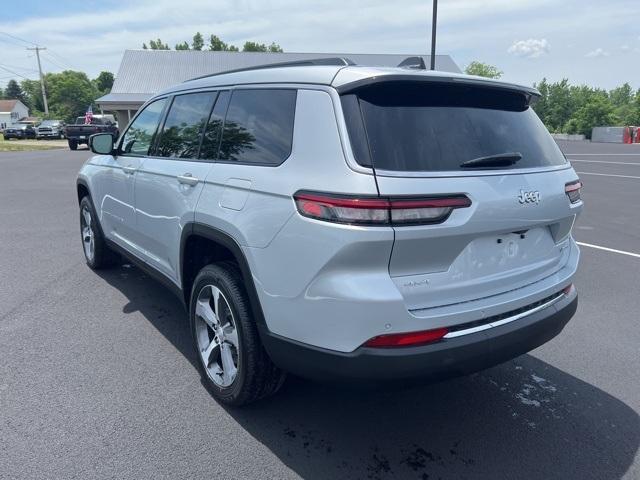 new 2024 Jeep Grand Cherokee L car, priced at $47,342