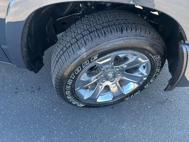 new 2025 Ram 1500 car, priced at $49,604