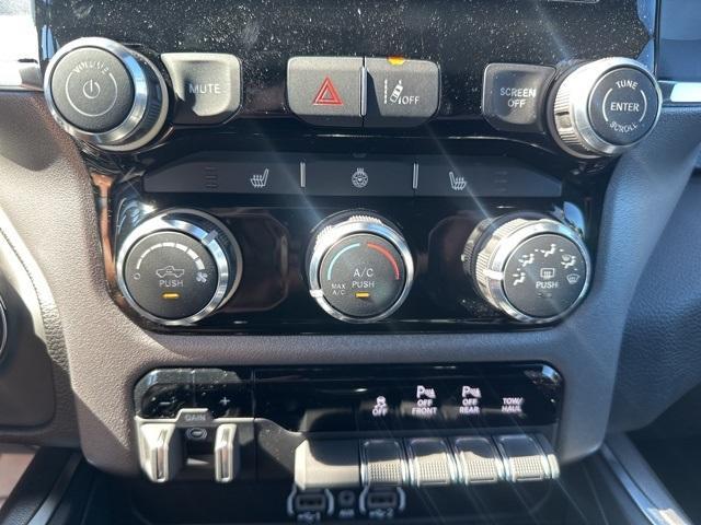 new 2025 Ram 1500 car, priced at $49,604