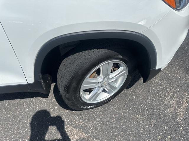 used 2022 Chevrolet Trax car, priced at $18,385