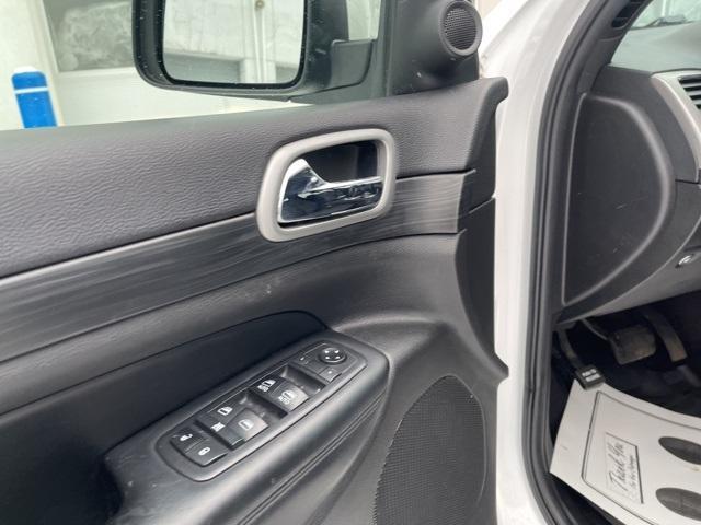 used 2019 Jeep Grand Cherokee car, priced at $17,499