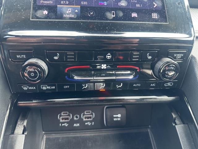 used 2023 Jeep Grand Cherokee car, priced at $32,888