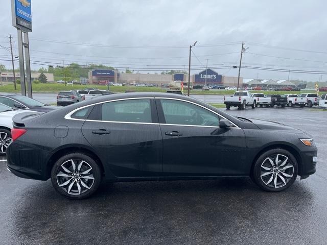 new 2025 Chevrolet Malibu car, priced at $27,833