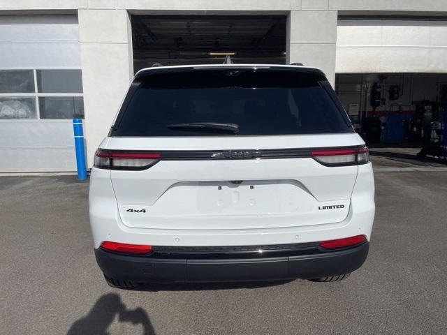 new 2025 Jeep Grand Cherokee car, priced at $52,287