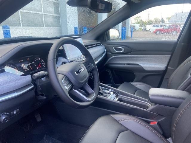 new 2024 Jeep Compass car, priced at $29,992