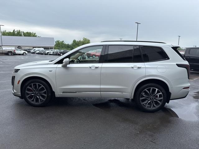 used 2023 Cadillac XT6 car, priced at $43,985