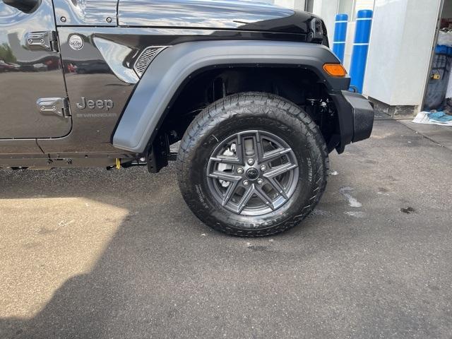 new 2025 Jeep Wrangler car, priced at $39,736