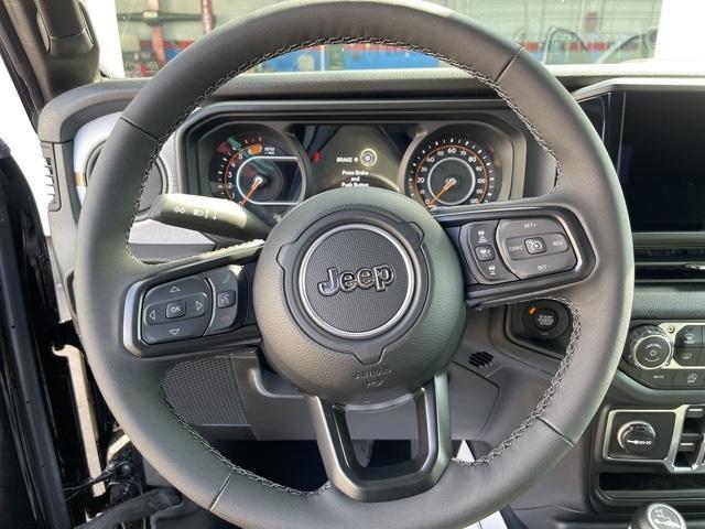 new 2025 Jeep Wrangler car, priced at $39,736