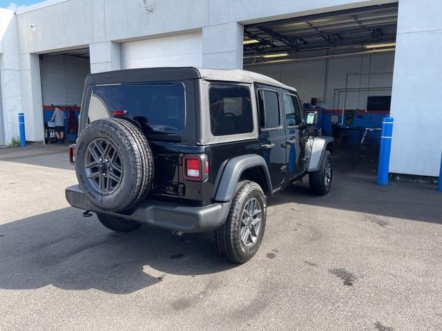 new 2025 Jeep Wrangler car, priced at $39,736
