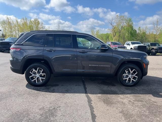 new 2024 Jeep Grand Cherokee car, priced at $42,686