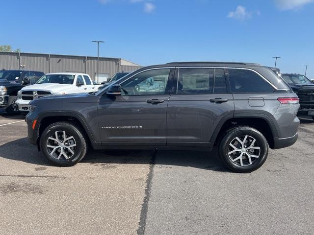 new 2024 Jeep Grand Cherokee car, priced at $42,686