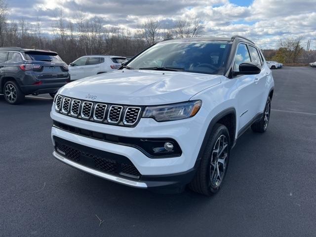 new 2025 Jeep Compass car, priced at $32,840