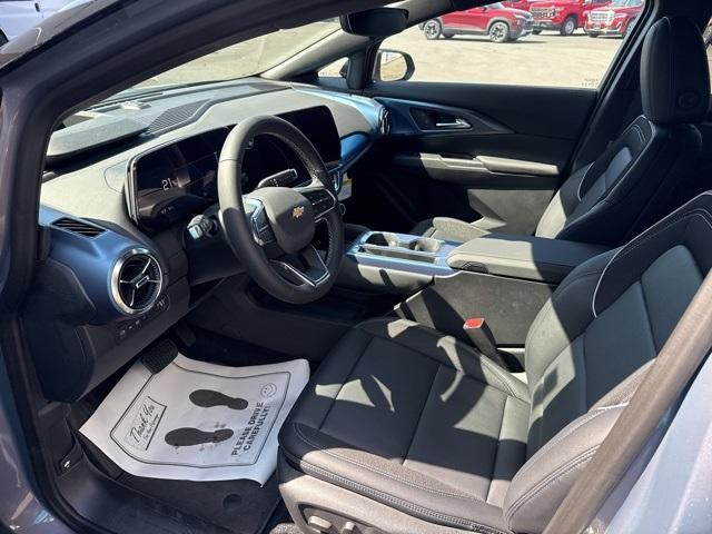 new 2025 Chevrolet Equinox EV car, priced at $43,935