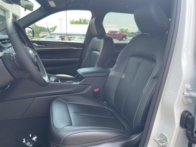 new 2025 Jeep Grand Cherokee L car, priced at $51,012