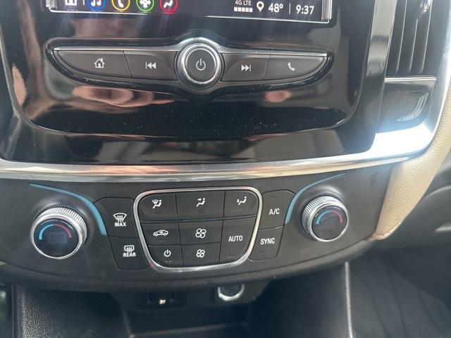 used 2023 Chevrolet Traverse car, priced at $26,585