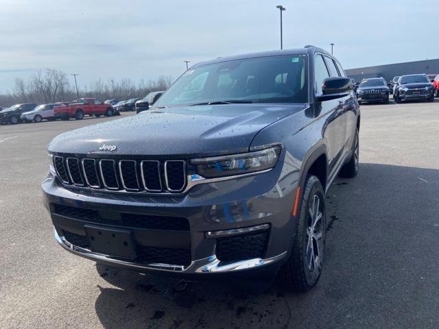 new 2024 Jeep Grand Cherokee L car, priced at $44,983