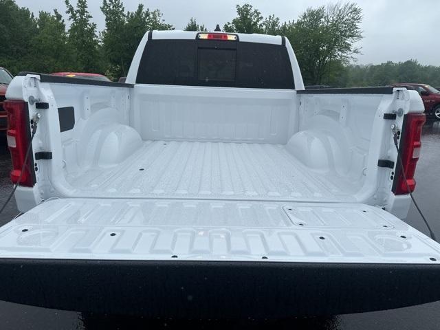 new 2025 Ram 1500 car, priced at $61,431
