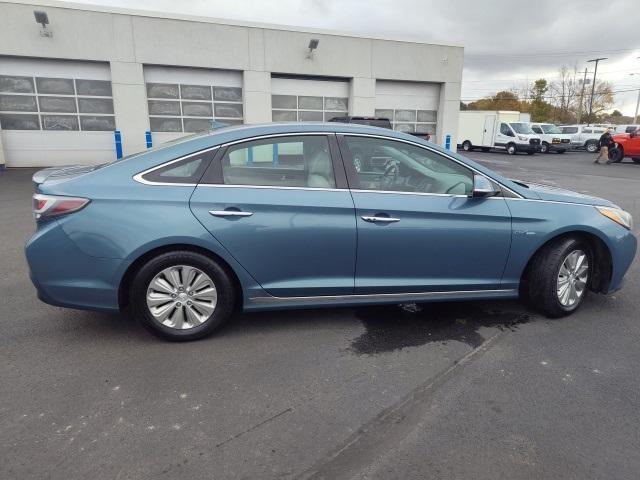 used 2016 Hyundai Sonata Hybrid car, priced at $11,985