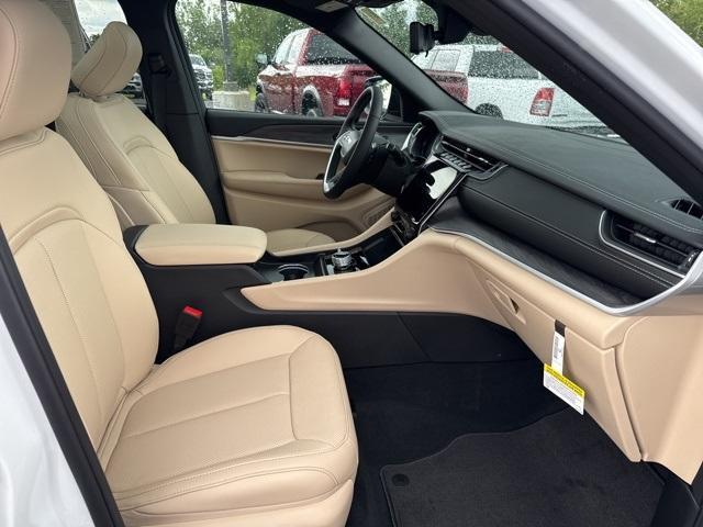 new 2025 Jeep Grand Cherokee L car, priced at $53,242