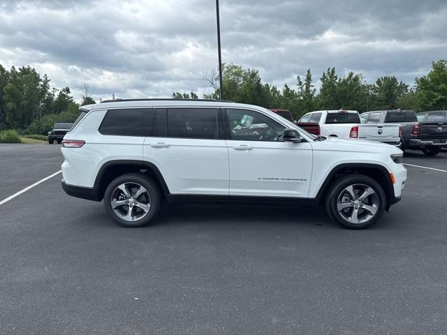 new 2025 Jeep Grand Cherokee L car, priced at $53,242